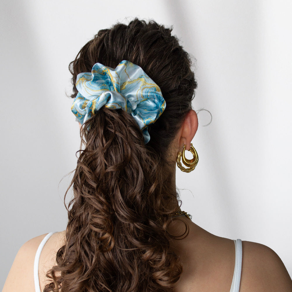Saténová scrunchie - Aquamarine Marble
