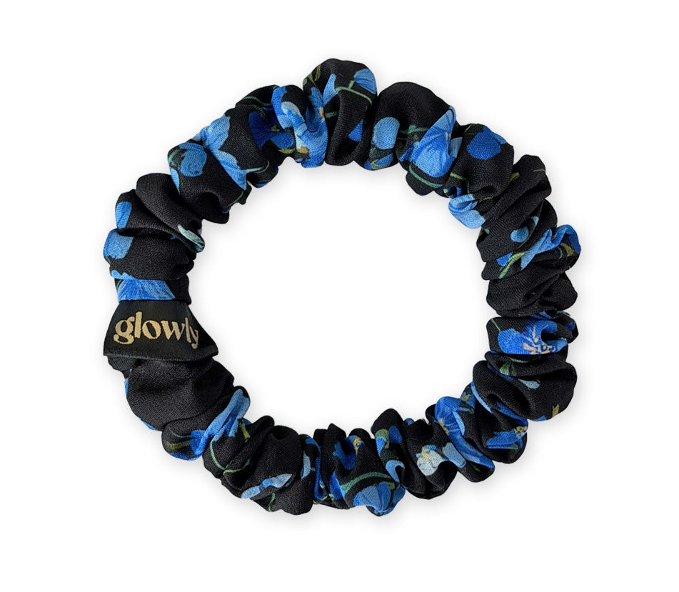 Hedvábná mini scrunchie - Půlnoční pomněnky