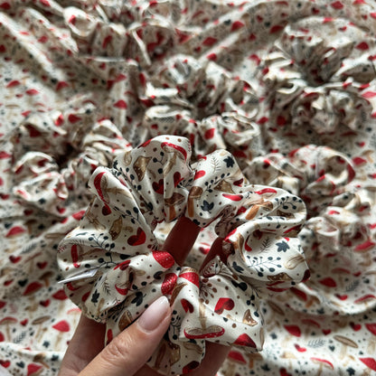 Mini saténová scrunchie - Mushroom Pop