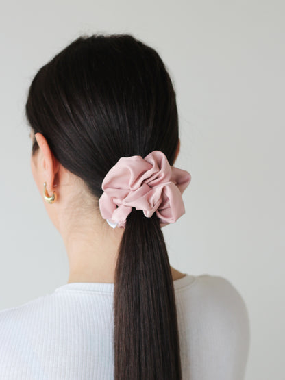 Saténová scrunchie - Dusty Pink