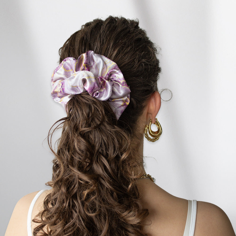 Saténová scrunchie - Lila Marble