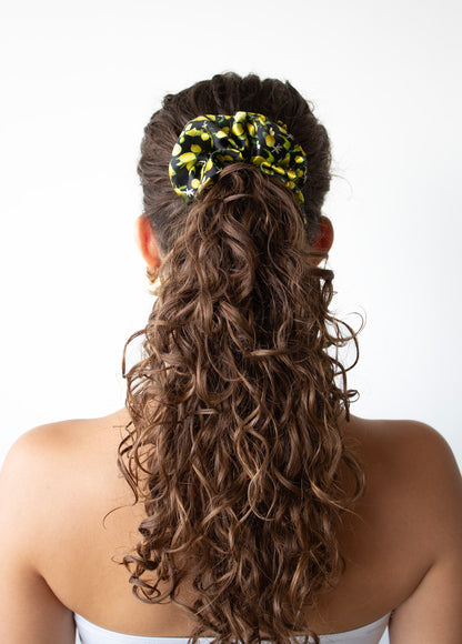 Hedvábná scrunchie - Limone black