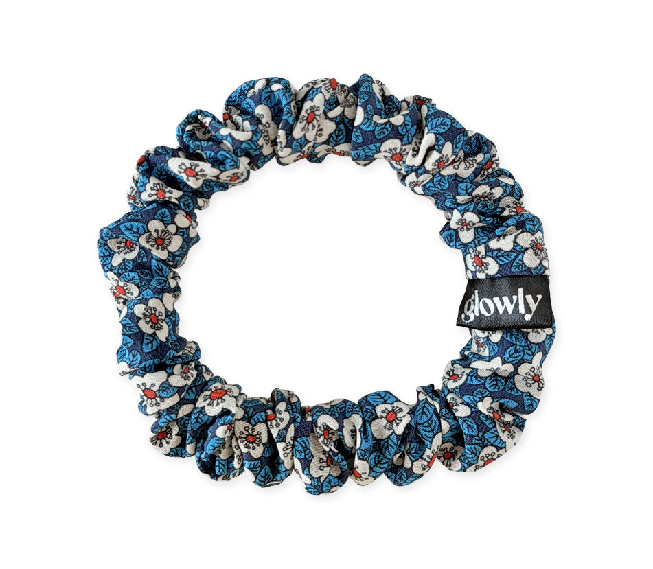 Mini hedvábná scrunchie - Liberty Blue