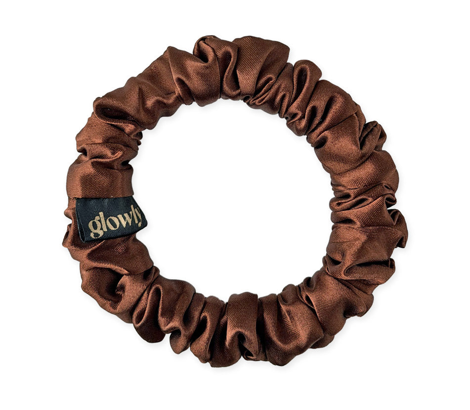 Mini saténová scrunchie - Milk Chocolate