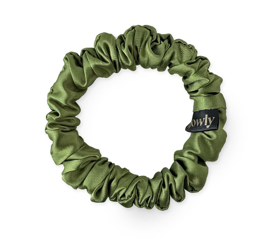 Mini saténová scrunchie - Moss